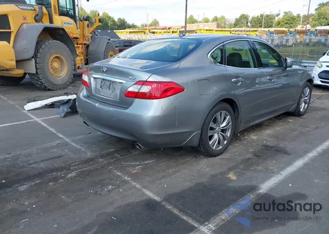 2013 Infiniti M37 z USA, uszkodzony, nr VIN JN1BY1AP0DM512748